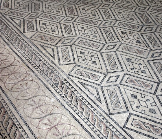 Mosa&iuml;que Villa Otrang, &copy; TI Bitburger Land